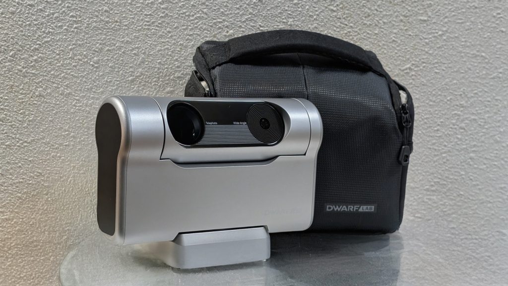 STELLABO OKINAWAでは、沖縄の美しい星空をより鮮明に、そして手軽に楽しんでいただくために、最新鋭の**4Kスマート天体望遠鏡「DWARF 3(ドワーフ3)」**をツアーのメイン機材として導入しています。